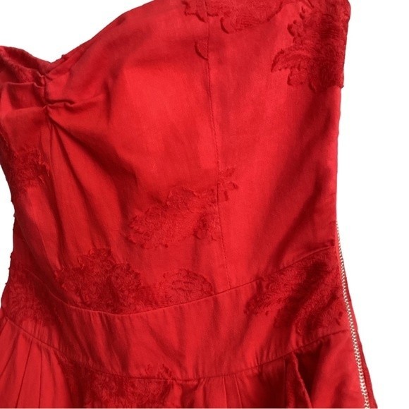 McQ by Alexander McQueen Red Strapless Dress - Picture 6 of 10